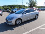 Used 2020 Hyundai Elantra SEL image 3