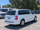 Used 2015 Chrysler Town & Country Touring image 3