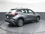 Used 2021 Nissan Kicks SV image 4