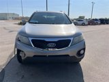 Used 2011 Kia Sorento LX w/ Convenience Pkg image 3