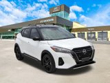 Used 2022 Nissan Kicks SR image 3