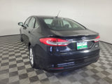 Used 2017 Ford Fusion SE w/ Fusion SE Technology Package image 5