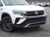 Used 2022 Volkswagen Taos S image 2