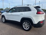 Used 2018 Jeep Cherokee Latitude Plus w/ Comfort/Convenience Group image 3