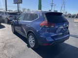 Used 2018 Nissan Rogue SV w/ Premium Package image 3