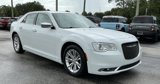 Used 2017 Chrysler 300 C image 4