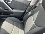 Used 2015 Hyundai Elantra SE w/ Option Group 03 image 5