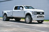 Used 2023 Ford F450 Platinum w/ FX4 Off-Road Package image 3