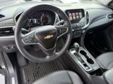Used 2018 Chevrolet Equinox Premier image 3