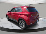 Used 2024 Hyundai Venue SEL image 3
