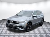 Used 2024 Volkswagen Tiguan SE image 4