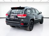 Used 2018 Jeep Grand Cherokee Laredo image 4