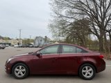 Used 2015 Chevrolet Cruze LT w/ Technology Package image 5