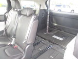 Used 2022 Kia Carnival LX image 5