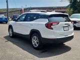 Used 2022 GMC Terrain SLE w/ Driver Convenience Package image 4