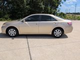 Used 2011 Toyota Camry image 2