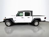Used 2023 Jeep Gladiator Sport image 4