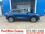 Used 2022 Ford Escape Titanium image 3