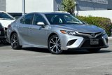 Used 2019 Toyota Camry SE image 2