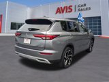 Used 2023 Mitsubishi Outlander SE image 6