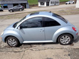 Used 2010 Volkswagen Beetle Coupe image 4