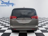 Used 2017 Chrysler Pacifica Touring w/ Tire & Wheel Group image 4