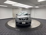 Used 2016 Nissan Rogue SV w/ SV Premium Package image 2