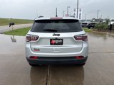 Used 2025 Jeep Compass Latitude w/ Altitude Special Edition image 6