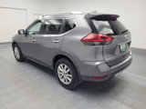 Used 2018 Nissan Rogue SV image 5