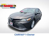 Used 2018 Toyota Camry LE image 1