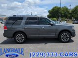 Used 2017 Lincoln Navigator Select image 4