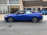New 2025 Hyundai Elantra SEL image 3