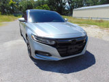 Used 2018 Honda Accord Sport image 2