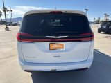 Certified 2022 Chrysler Pacifica Touring-L image 4