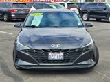 Used 2022 Hyundai Elantra SEL image 2