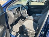 Used 2023 Chevrolet Equinox LT image 2