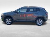 Used 2019 Jeep Compass Latitude w/ Cold Weather Group image 2