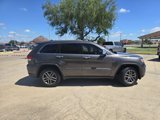 Used 2020 Jeep Grand Cherokee Limited w/ Luxury Group II image 2
