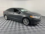 Used 2019 Ford Fusion SE image 2