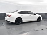 Used 2019 Chevrolet Malibu LT image 2