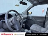 Used 2019 Nissan Frontier SV image 3