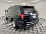 Used 2018 Ford Explorer XLT image 3