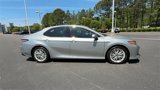 Used 2018 Toyota Camry XLE image 5