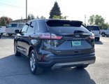 Used 2022 Ford Edge SEL w/ Convenience Package image 3