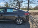 Used 2017 Hyundai Elantra SE image 5