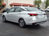 Used 2023 Nissan Versa SV image 3