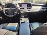 Used 2019 Lexus ES 350 image 2
