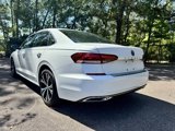 Used 2022 Volkswagen Passat 2.0T SE image 4