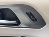 Used 2023 Chrysler Pacifica Touring-L image 5