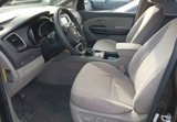 Used 2018 Kia Sedona LX image 3